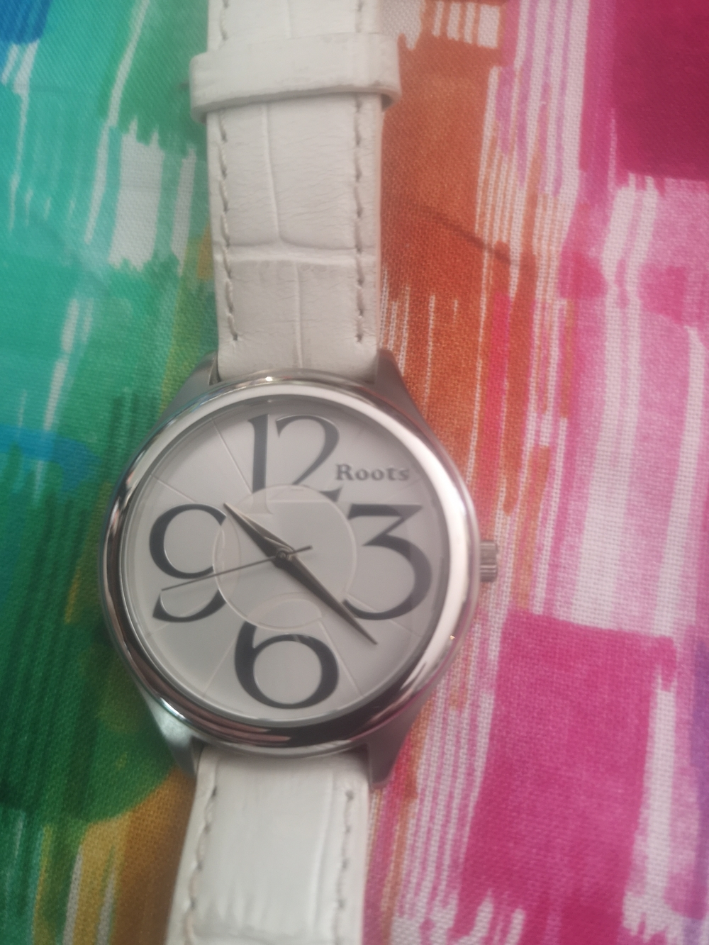 Roots White Leather-Strap Watch with Black Numerals